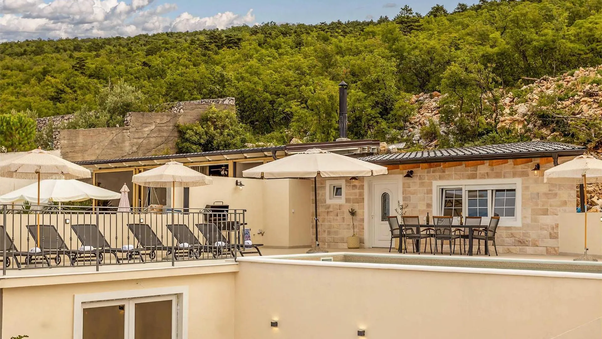 Pet Friendly Home In Dramalj With Wifi 0*,  克罗地亚