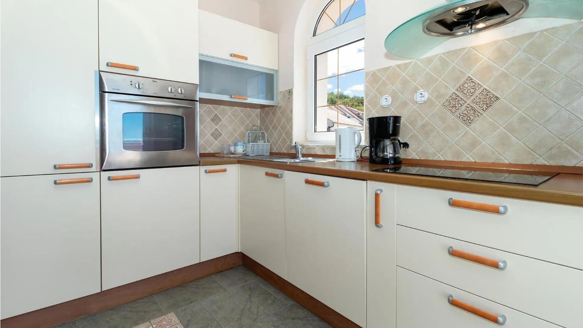 Pet Friendly Home In Dramalj With Wifi Apartment