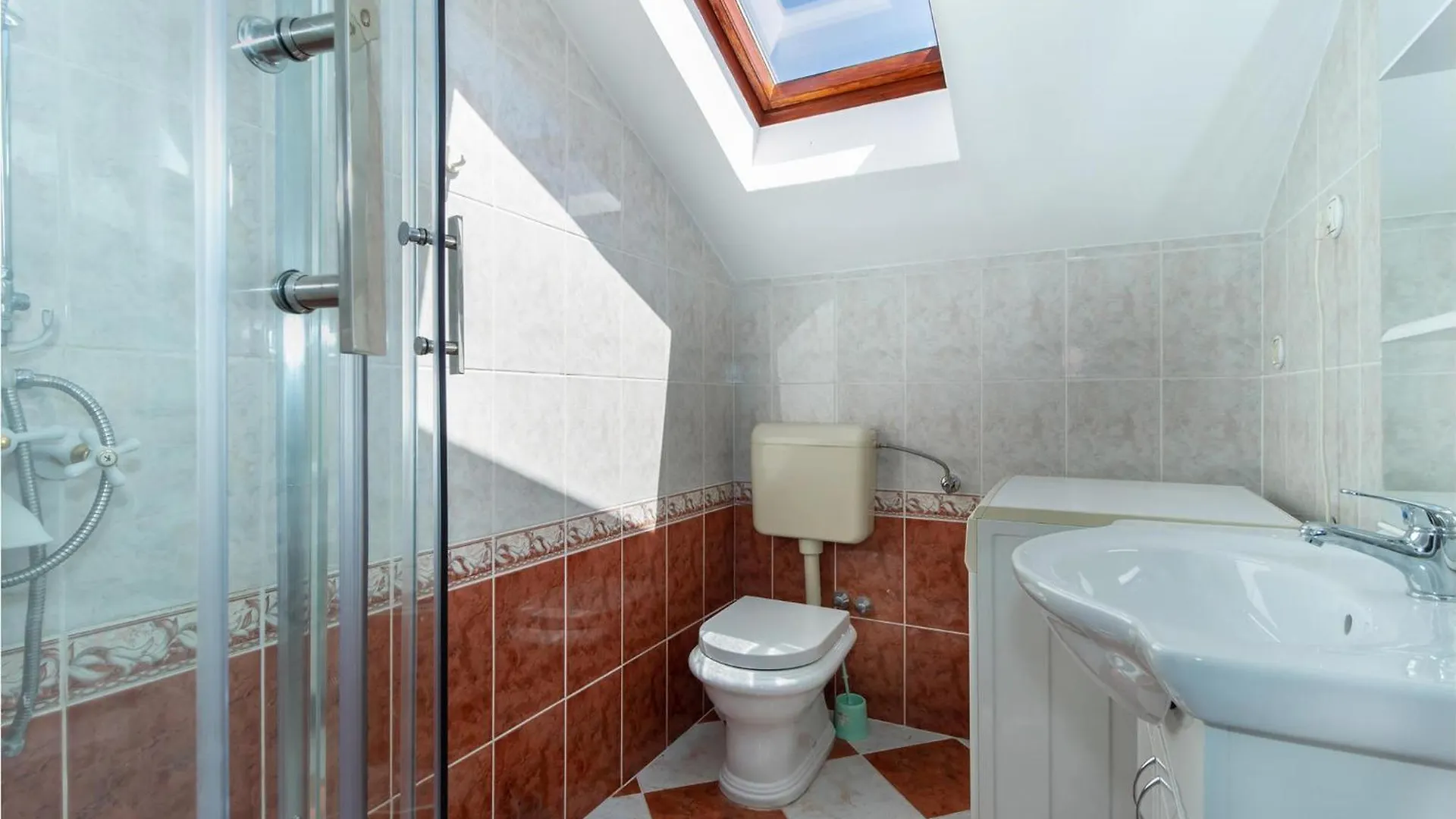 Pet Friendly Home In Dramalj With Wifi 0*,